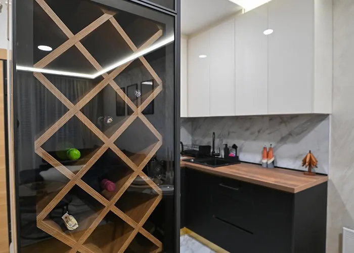 Lux Blue Sky Mountain View 아파트 *