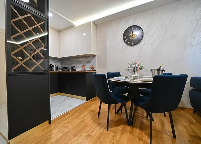 Lux Blue Sky Mountain View * 즐라티보