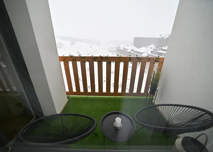 Lux Blue Sky Mountain View 아파트